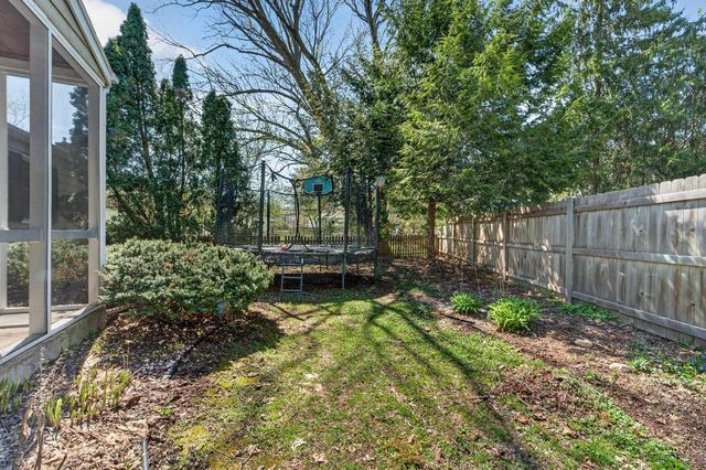 556 Glen Drive, Madison, WI 53711