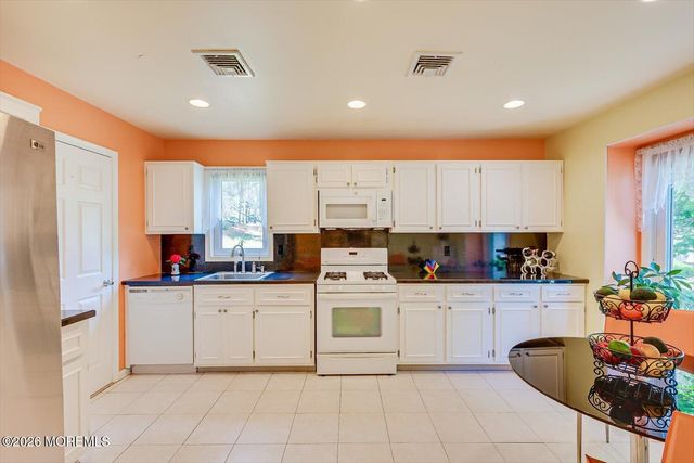 51 Orange Drive, Marlboro, NJ 07746