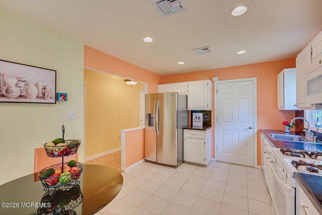 51 Orange Drive, Marlboro, NJ 07746