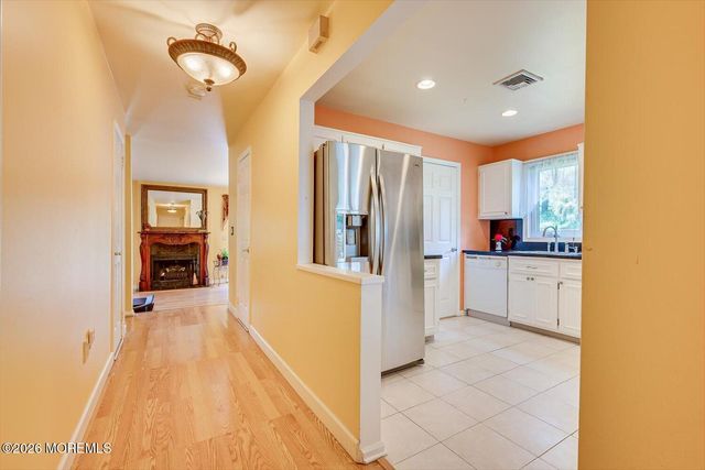 51 Orange Drive, Marlboro, NJ 07746