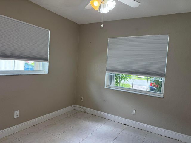 2180 NW 93rd Avenue, Pembroke Pines, FL 33024