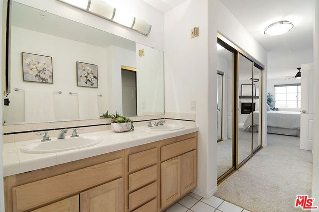1537 S Wooster Street 105, Los Angeles, CA 90035