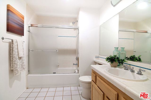1537 S Wooster Street 105, Los Angeles, CA 90035