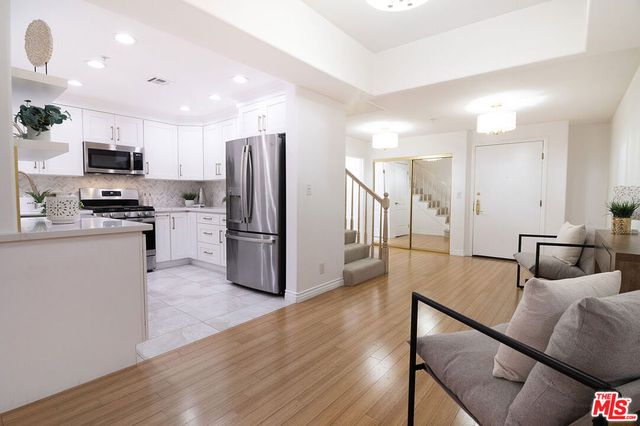 1537 S Wooster Street 105, Los Angeles, CA 90035