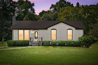 415 Silver Drive, Clarksville, TN 37040