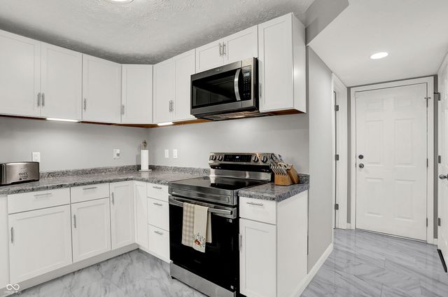 6495 Titania Drive, Indianapolis, IN 46236