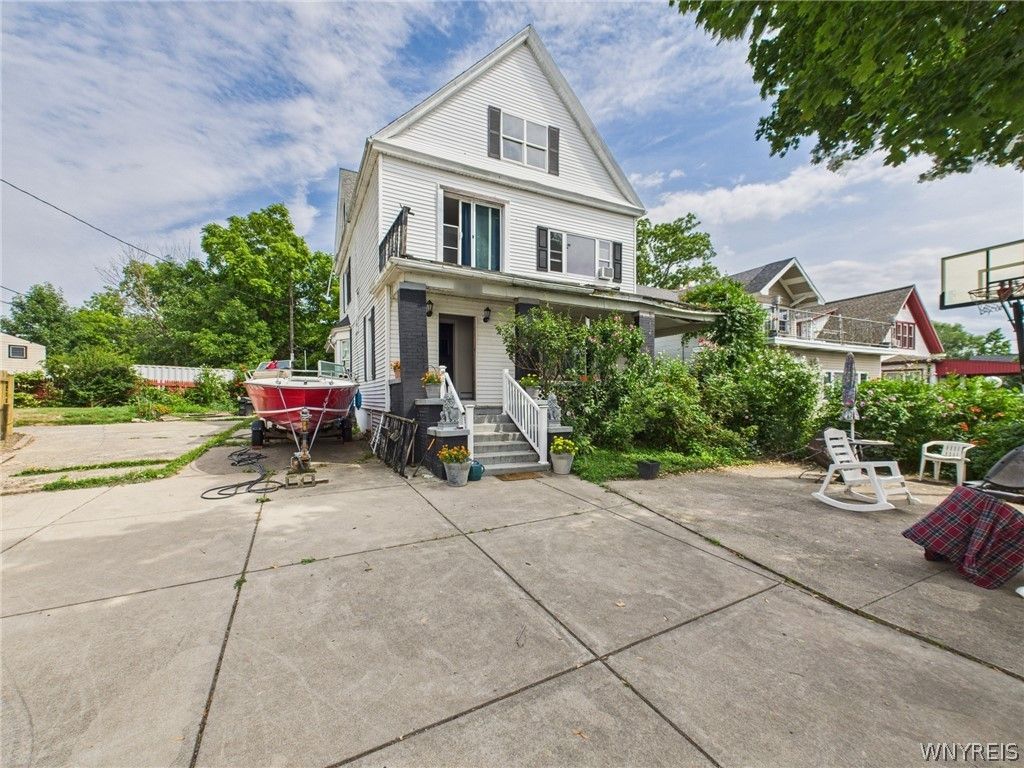 2403 Niagara Street, Buffalo, NY 14207