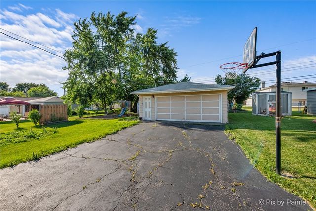 538 Harold Avenue, Glendale Heights, IL 60139