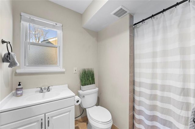 14900 W 91ST Terrace, Lenexa, KS 66215