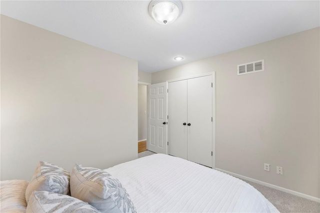 14900 W 91ST Terrace, Lenexa, KS 66215