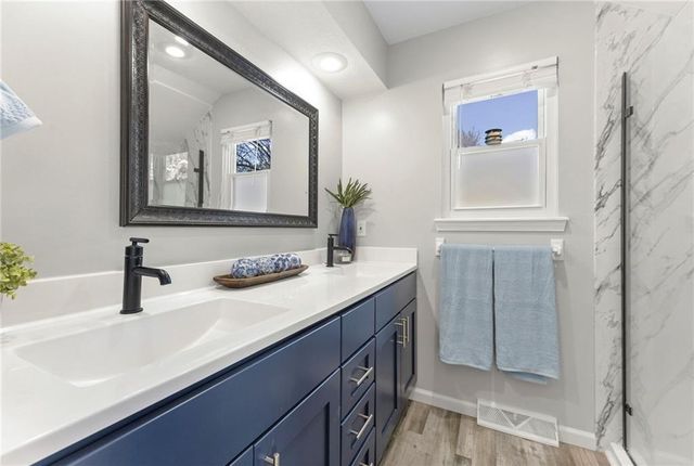 14900 W 91ST Terrace, Lenexa, KS 66215