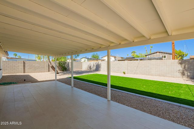 628 E PAPAGO Drive, Tempe, AZ 85288