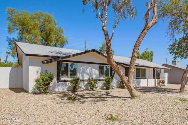 628 E PAPAGO Drive, Tempe, AZ 85288