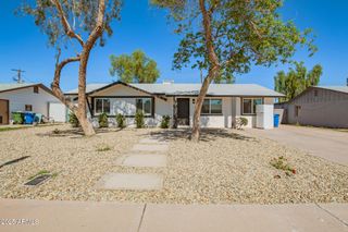 628 E PAPAGO Drive, Tempe, AZ 85288