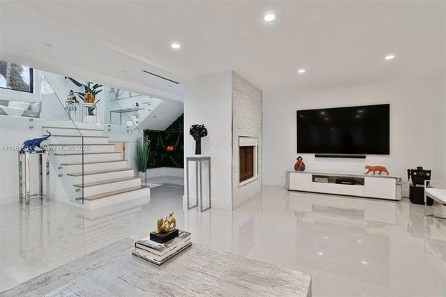 6510 Castaneda St, Coral Gables, FL 33146