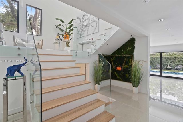 6510 Castaneda St, Coral Gables, FL 33146