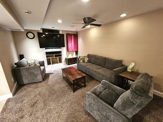 262 W GOLFVIEW Terrace, Palatine, IL 60067