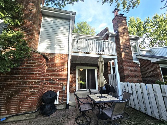 262 W GOLFVIEW Terrace, Palatine, IL 60067