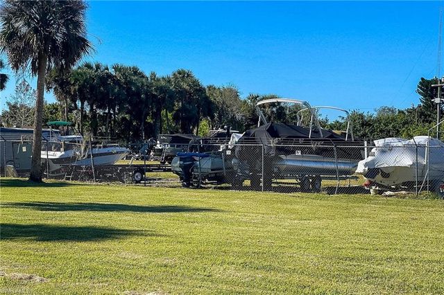 22 ASHE ST, Alva, FL 33920