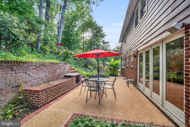 5054 37TH ST N, Arlington, VA 22207