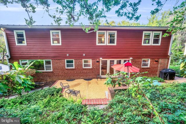 5054 37TH ST N, Arlington, VA 22207