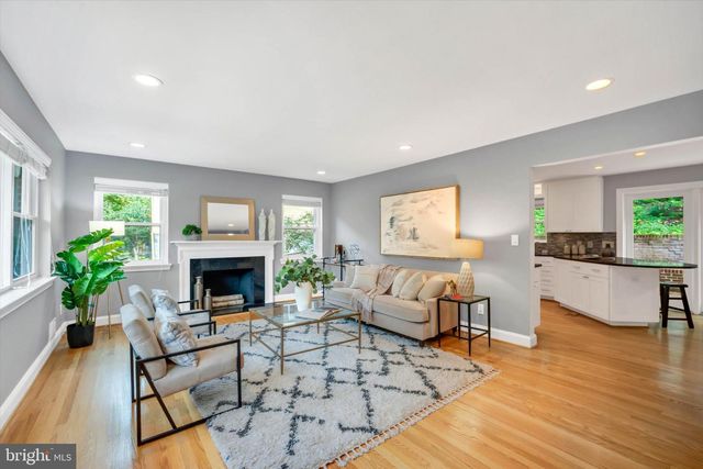 5054 37TH ST N, Arlington, VA 22207