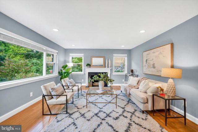 5054 37TH ST N, Arlington, VA 22207