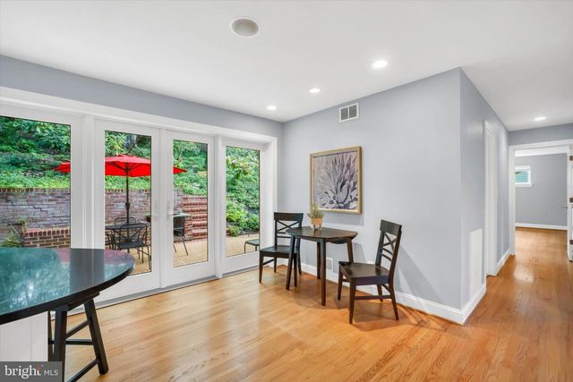 5054 37TH ST N, Arlington, VA 22207