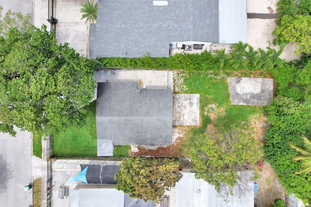 151 NW 42nd St 1, Miami, FL 33127