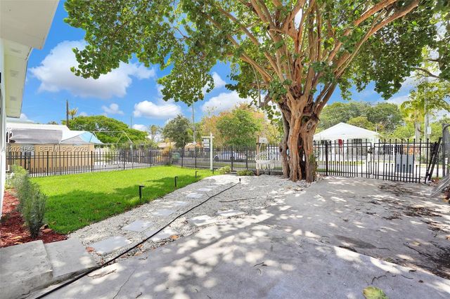 151 NW 42nd St 1, Miami, FL 33127