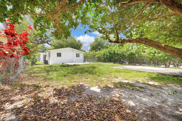 151 NW 42nd St 1, Miami, FL 33127