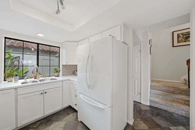 957 Fir Tree Pl., Carlsbad, CA 92011