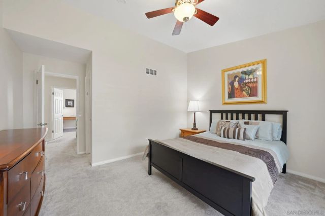 957 Fir Tree Pl., Carlsbad, CA 92011
