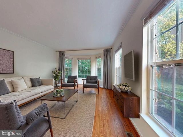 1379 DOMINION RIDGE LN, Herndon, VA 20170