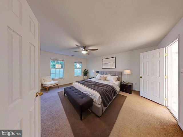 1379 DOMINION RIDGE LN, Herndon, VA 20170