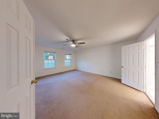 1379 DOMINION RIDGE LN, Herndon, VA 20170