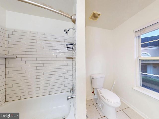 1379 DOMINION RIDGE LN, Herndon, VA 20170