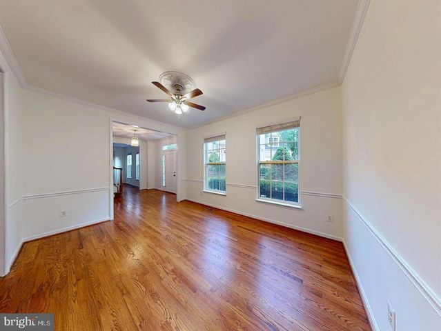 1379 DOMINION RIDGE LN, Herndon, VA 20170