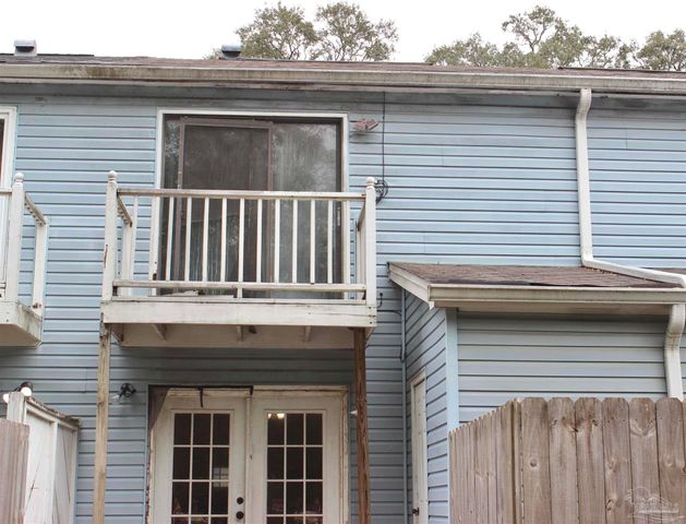7705 Kipling St B, Pensacola, FL 32514