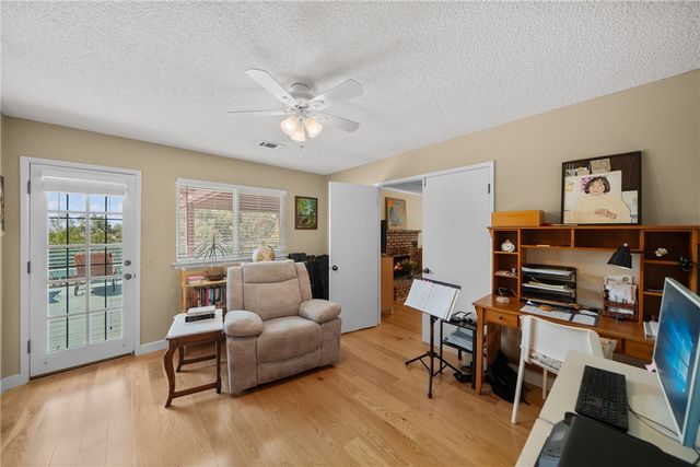 720 Carnation Lane, Fallbrook, CA 92028