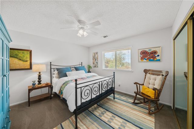720 Carnation Lane, Fallbrook, CA 92028