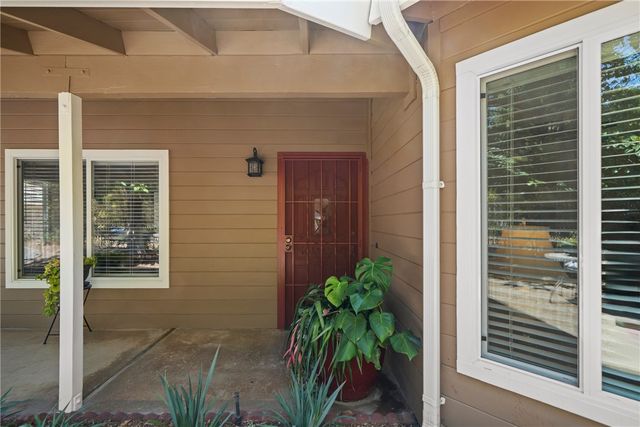 720 Carnation Lane, Fallbrook, CA 92028