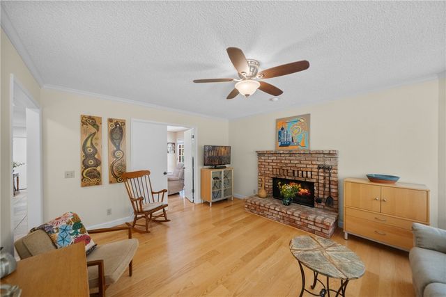 720 Carnation Lane, Fallbrook, CA 92028