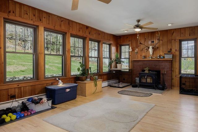 114 Gifford Road, Hartford, VT 05001