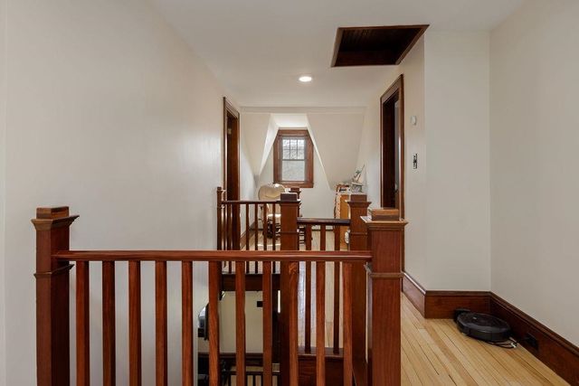 114 Gifford Road, Hartford, VT 05001