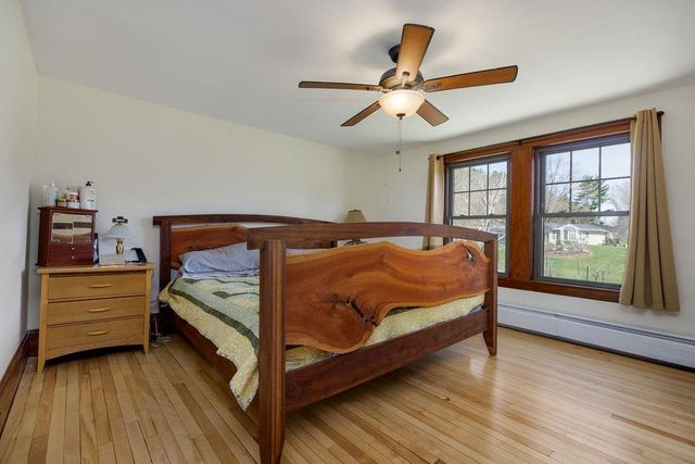 114 Gifford Road, Hartford, VT 05001