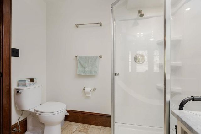 114 Gifford Road, Hartford, VT 05001