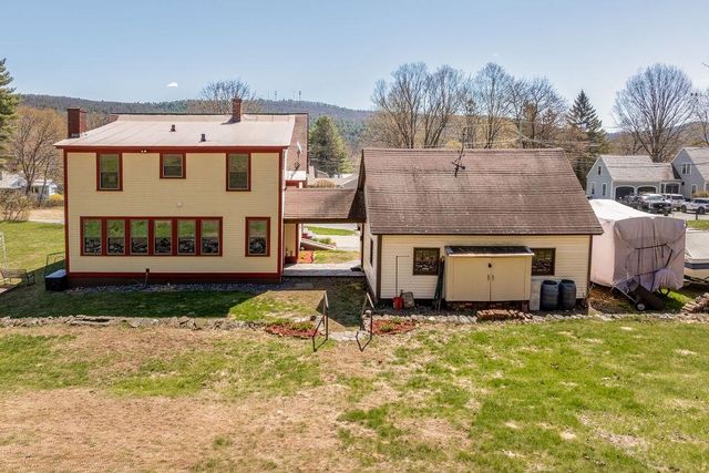 114 Gifford Road, Hartford, VT 05001