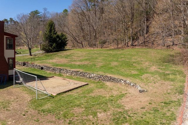 114 Gifford Road, Hartford, VT 05001