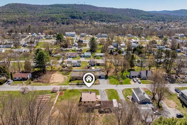 114 Gifford Road, Hartford, VT 05001